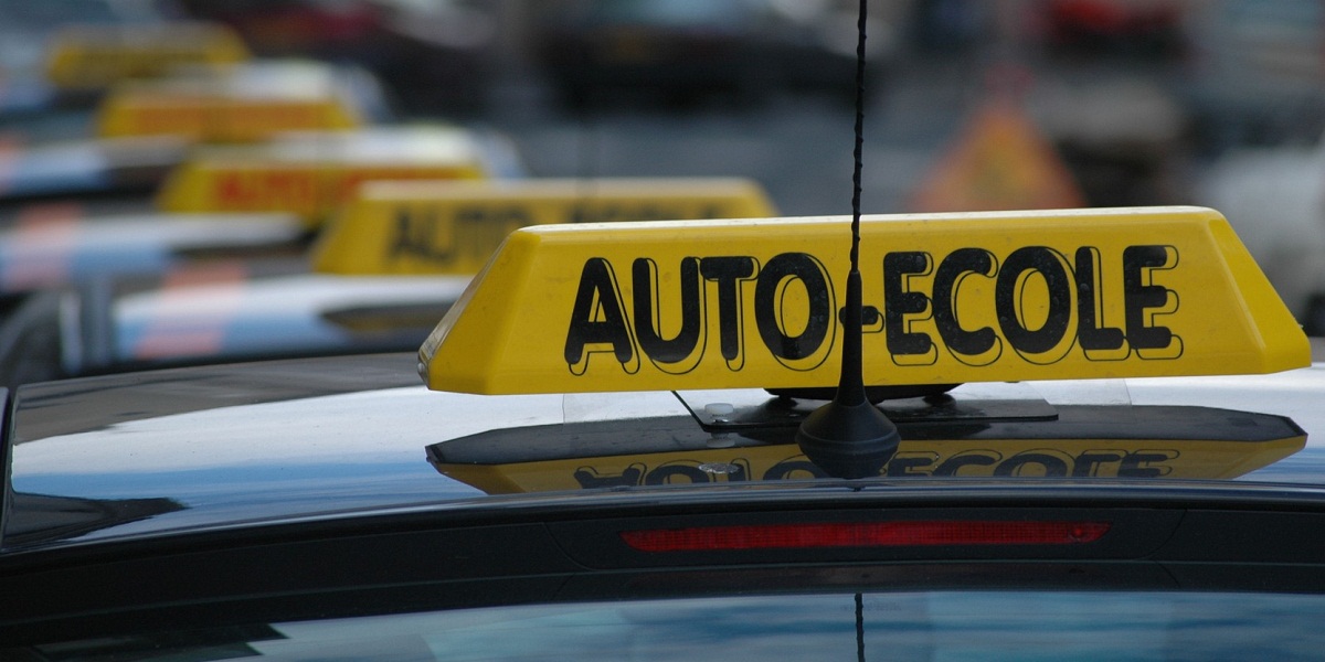 Comment choisir la meilleure auto-école possible ?